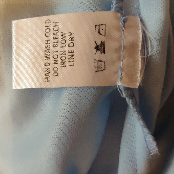 Lush delicate sundress - Picture 5 of 5